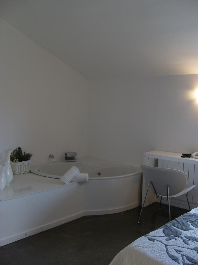 Hotel Raimblanc Вияргордо дел Кабриел Екстериор снимка